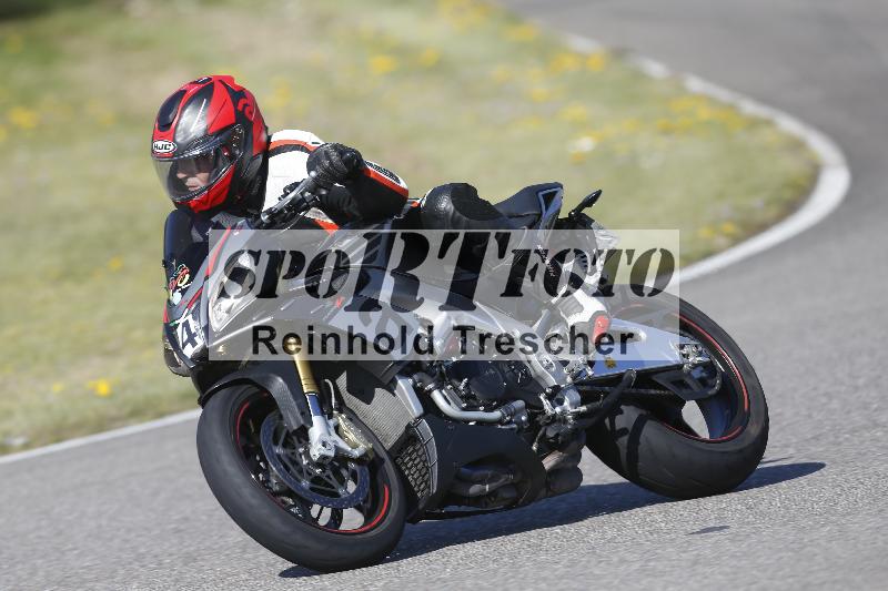 /06 08.04.2026 Cornu Master School ADR/Gruppe blau/4